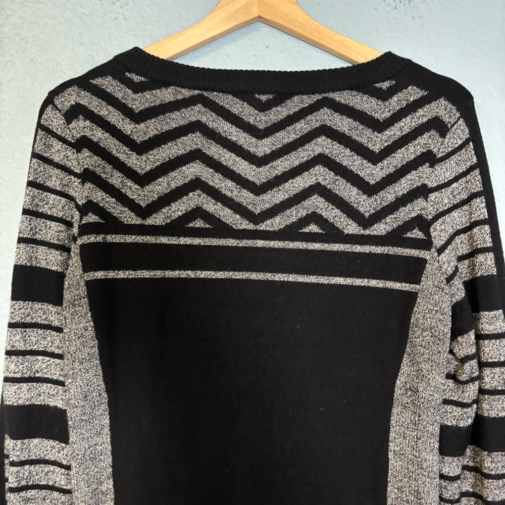 Smartwool Women’s Dacono Ski Sweater Black Geometric - Picture 8 of 11